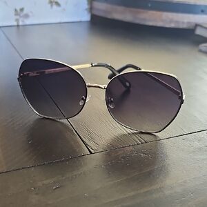 Fossil Gold and Black Sunglasses